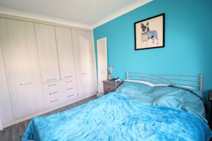 Bedroom- click for photo gallery